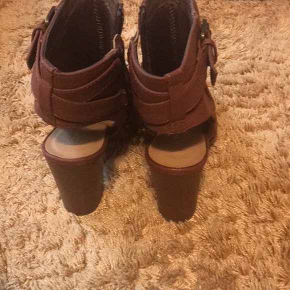 Fall boots - Picture 4 of 6